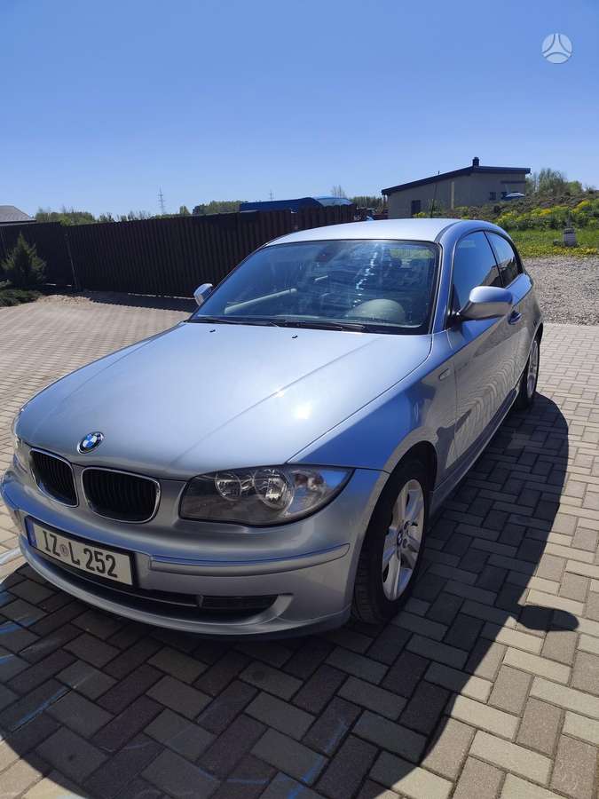 BMW 118, 2.0 l., hatchback
