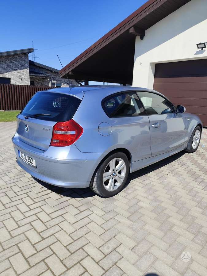 BMW 118, 2.0 l., Хэтчбек