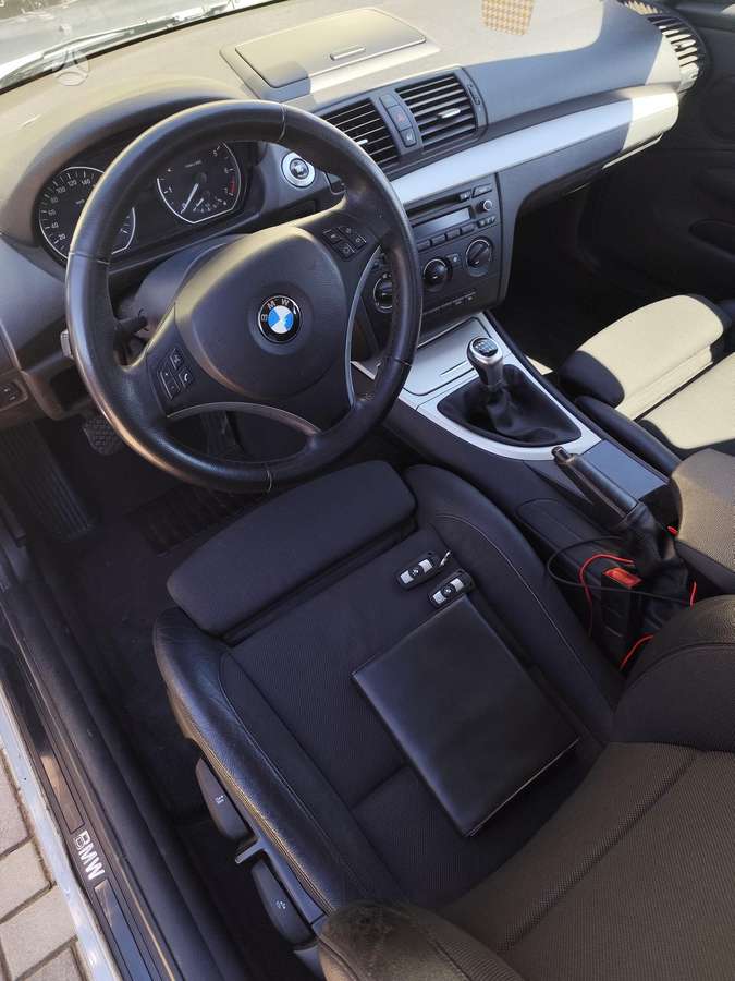BMW 118, 2.0 l., hatchback