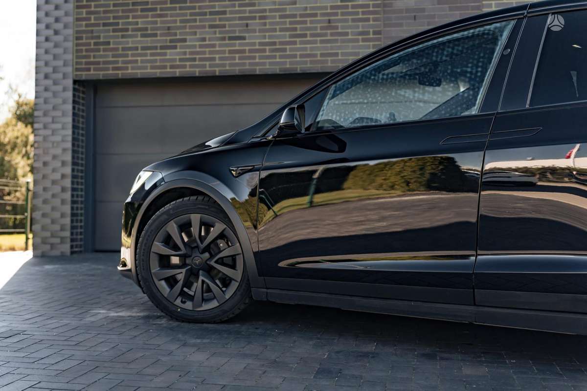 Tesla Model X, 100 kWh, mpv / minivan
