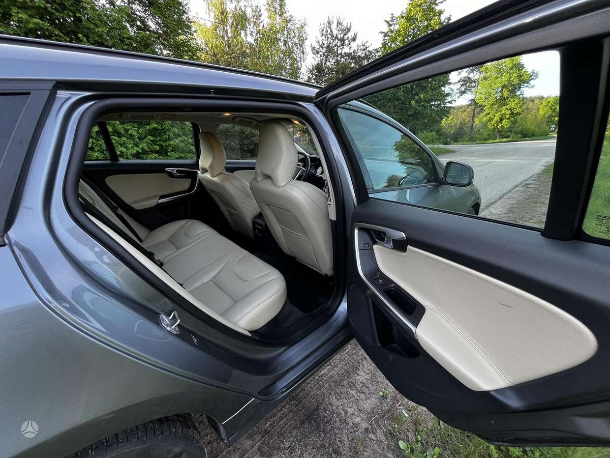 Volvo V60 - 12