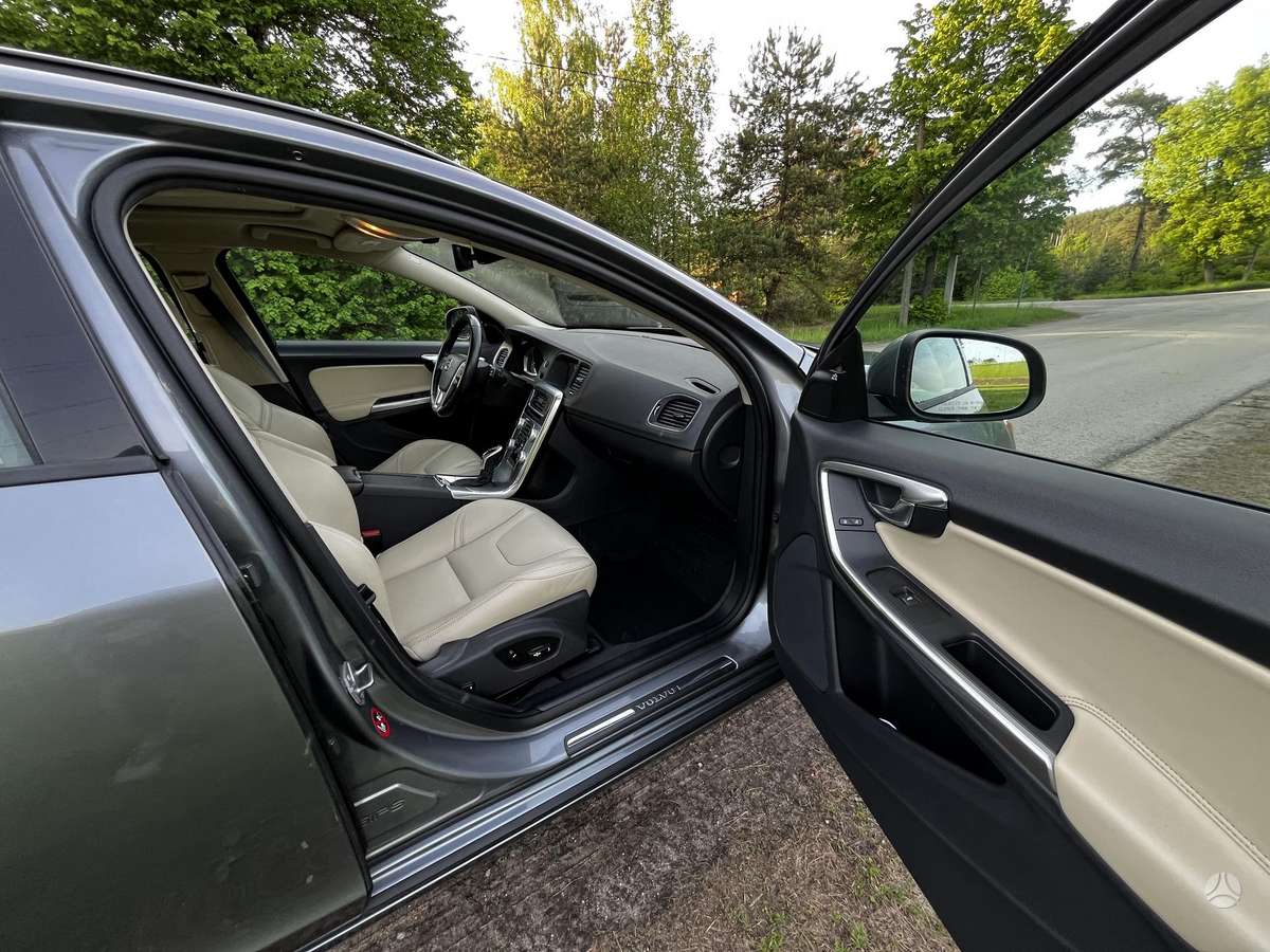 Volvo V60, 2.0 l., wagon