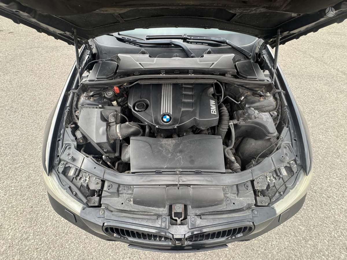 BMW 320, 2.0 l., wagon