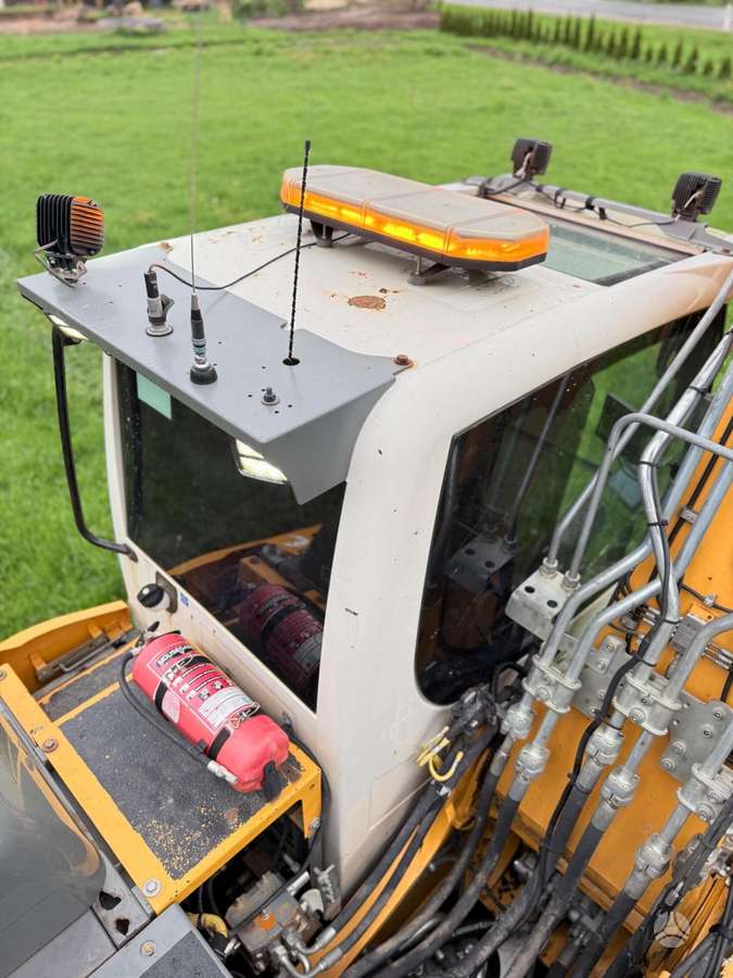 Liebherr R920 LC, ekskavatoriai