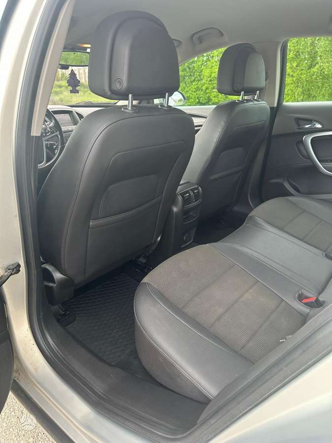 Opel Insignia, 2.0 l., Хэтчбек