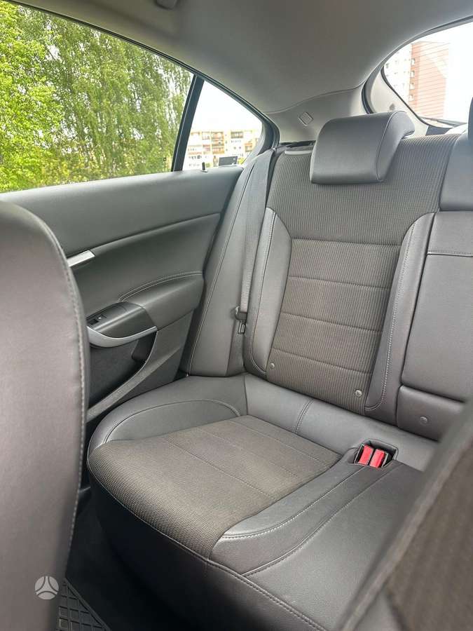 Opel Insignia, 2.0 l., Хэтчбек