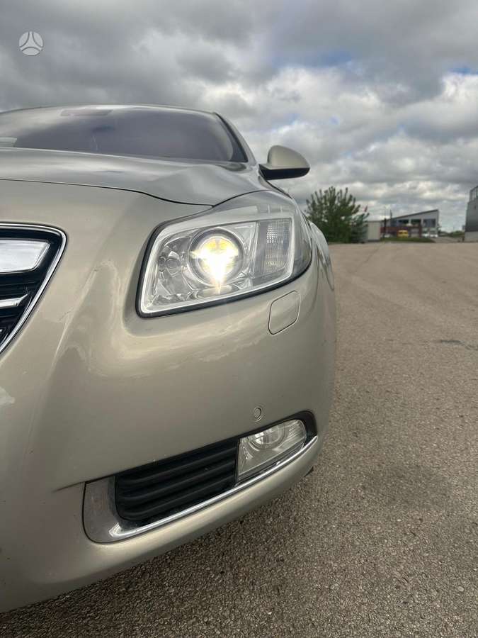 Opel Insignia, 2.0 l., Хэтчбек
