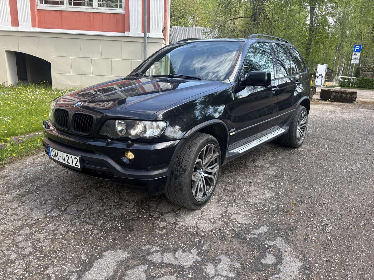 BMW X5, 4.6 l., pick-up