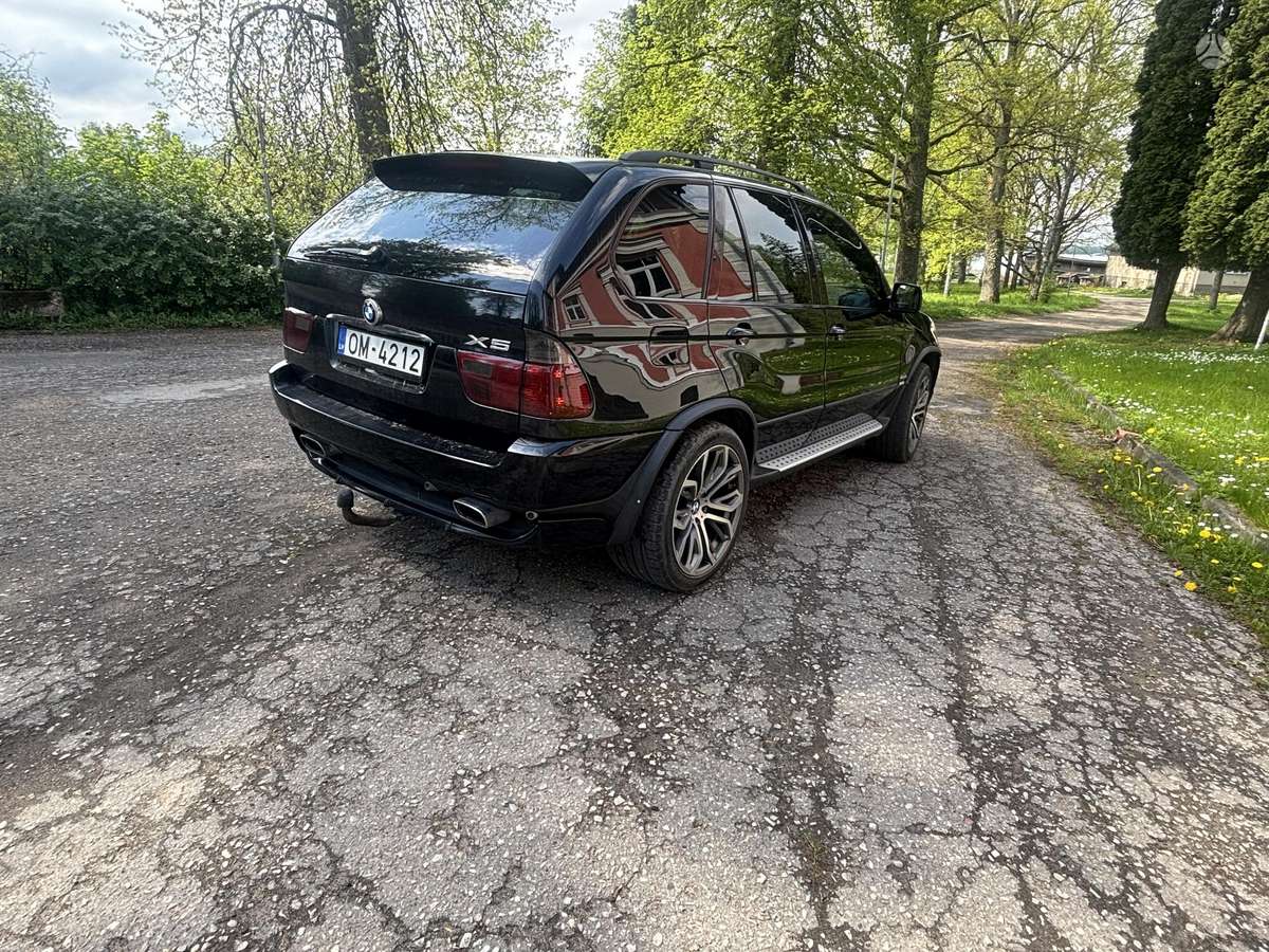 BMW X5, 4.6 l., pick-up