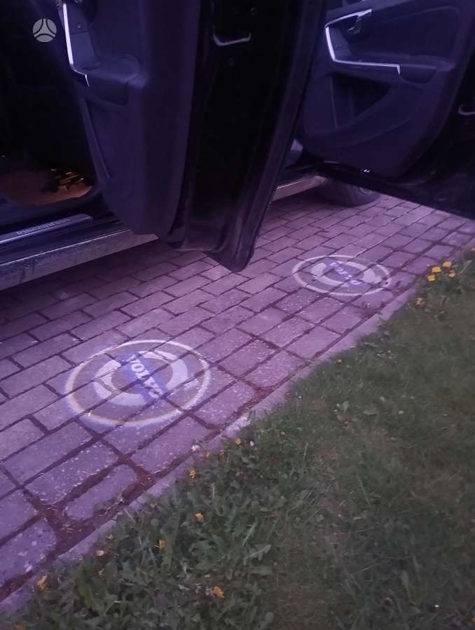 Volvo S60, 2.0 l., Седан