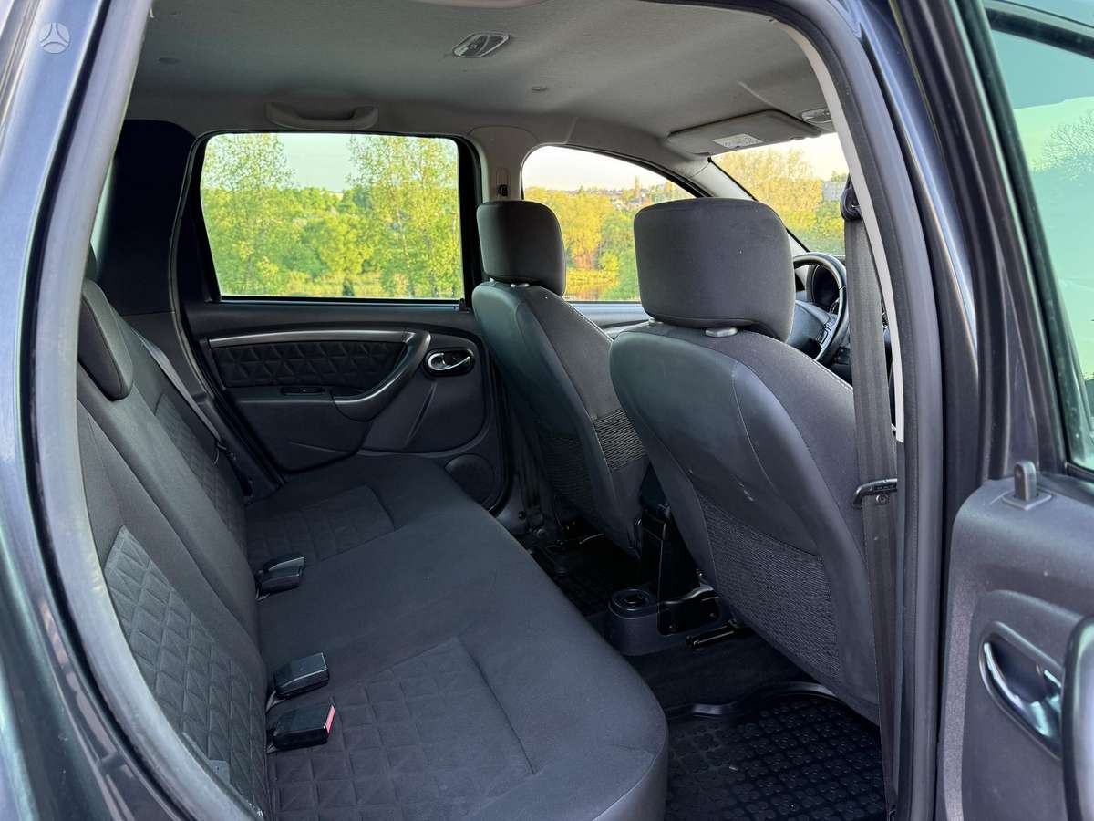 Dacia Duster, 1.2 l., Внедорожник / Кроссовер