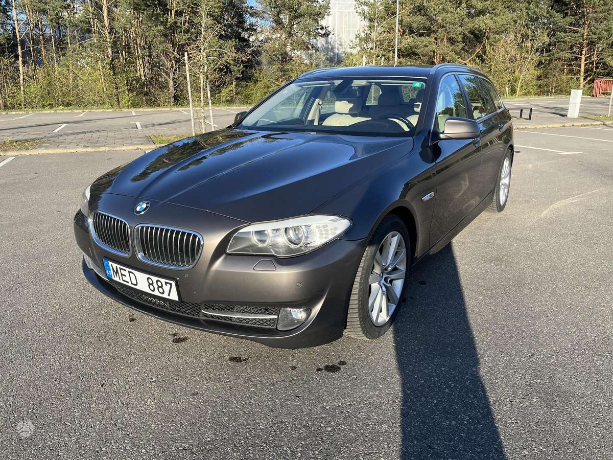 BMW 520, 2.0 l., wagon