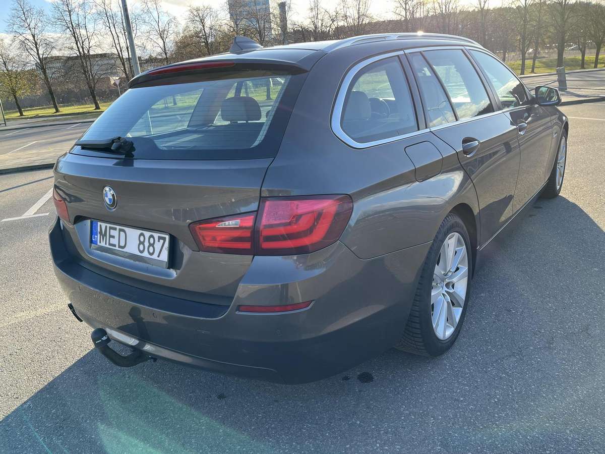 BMW 520, 2.0 l., wagon