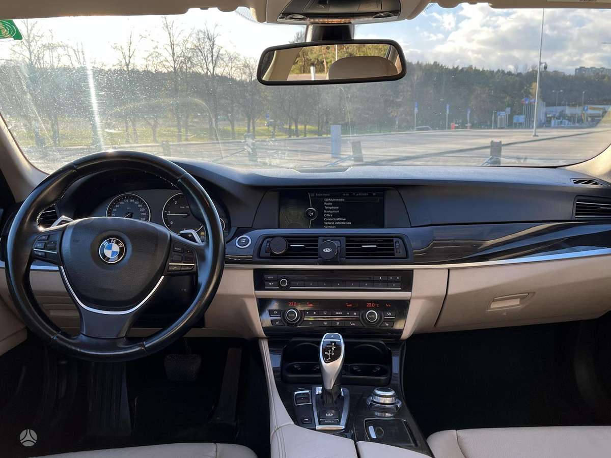BMW 520, 2.0 l., Универсал