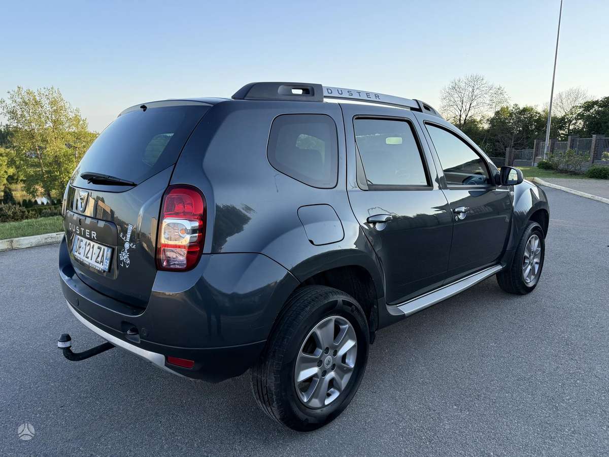 Dacia Duster, 1.2 l., Внедорожник / Кроссовер