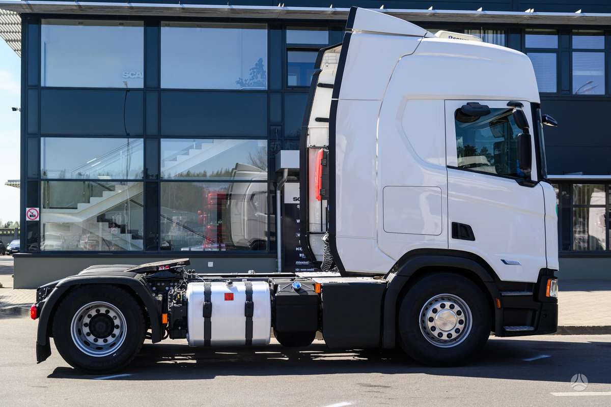 Scania R 460 A4x2NA, double sleeper