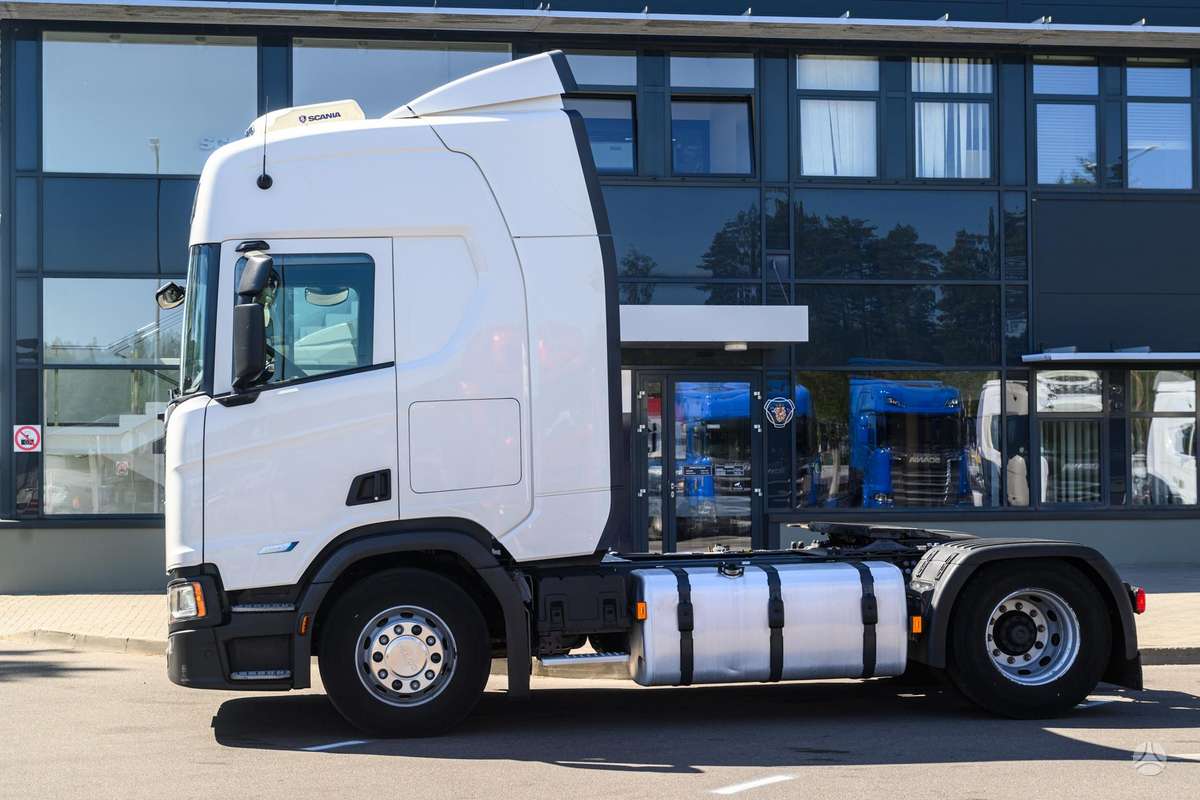 Scania R 460 A4x2NA, double sleeper