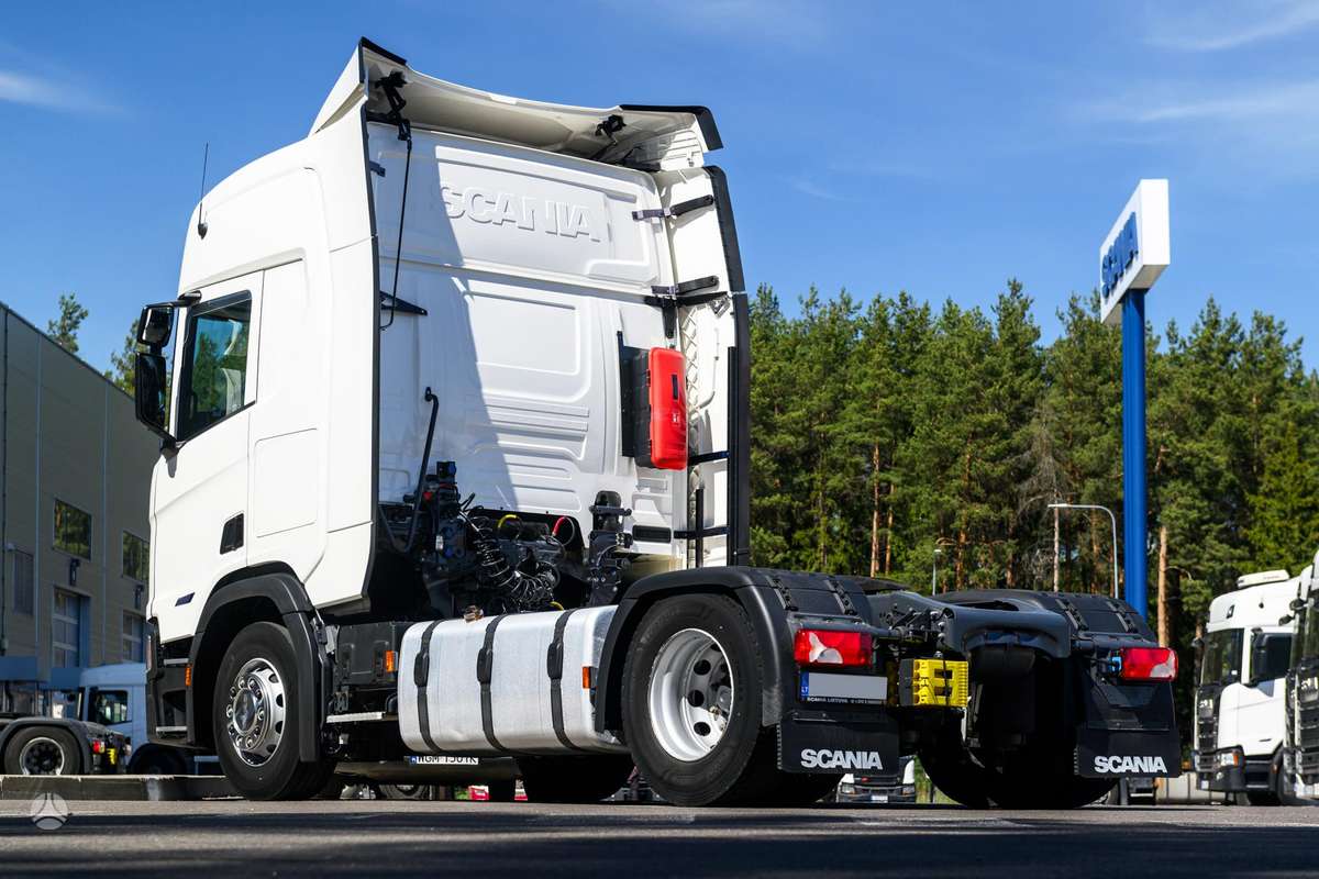 Scania R 460 A4x2NA, double sleeper