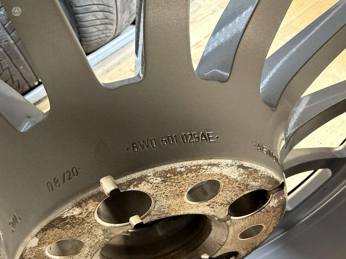 Audi A5 su padangomis, light alloy, R17