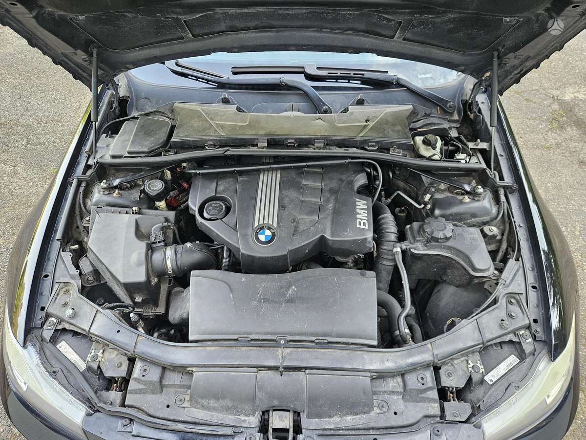 BMW 318, 2.0 l., wagon