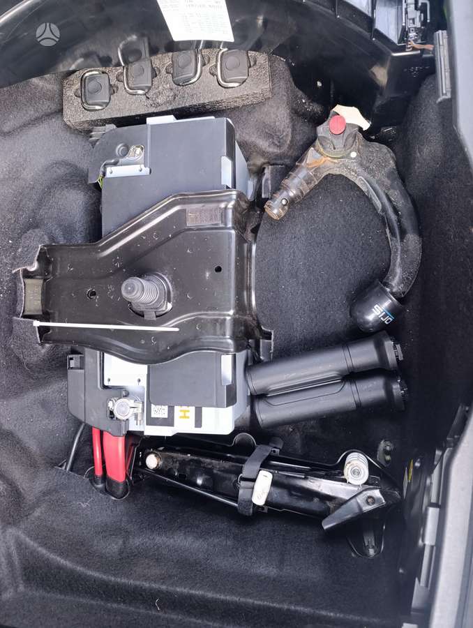 Audi A6, 3.0 l., universalas