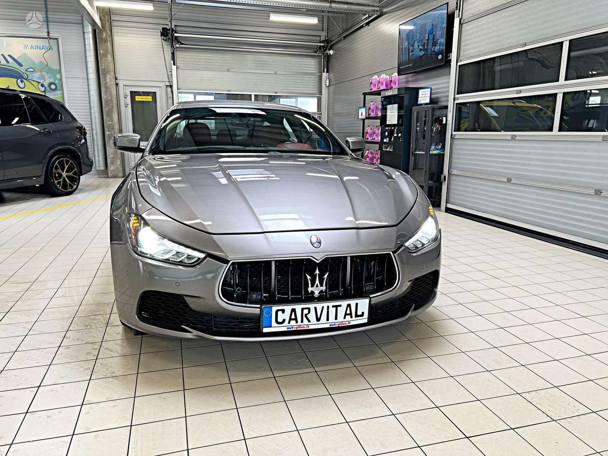 Maserati Ghibli, 3.0 l., Седан