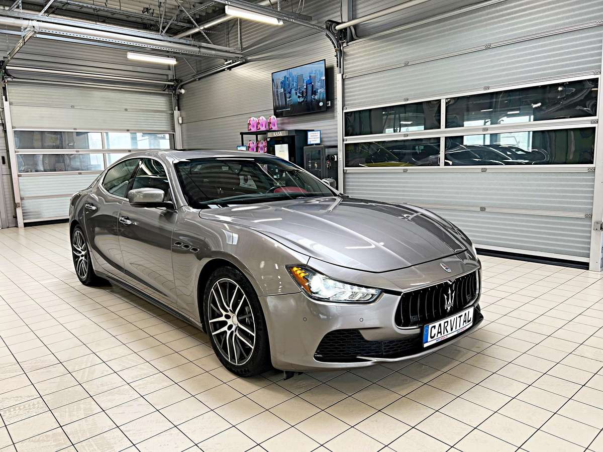 Maserati Ghibli, 3.0 l., Седан