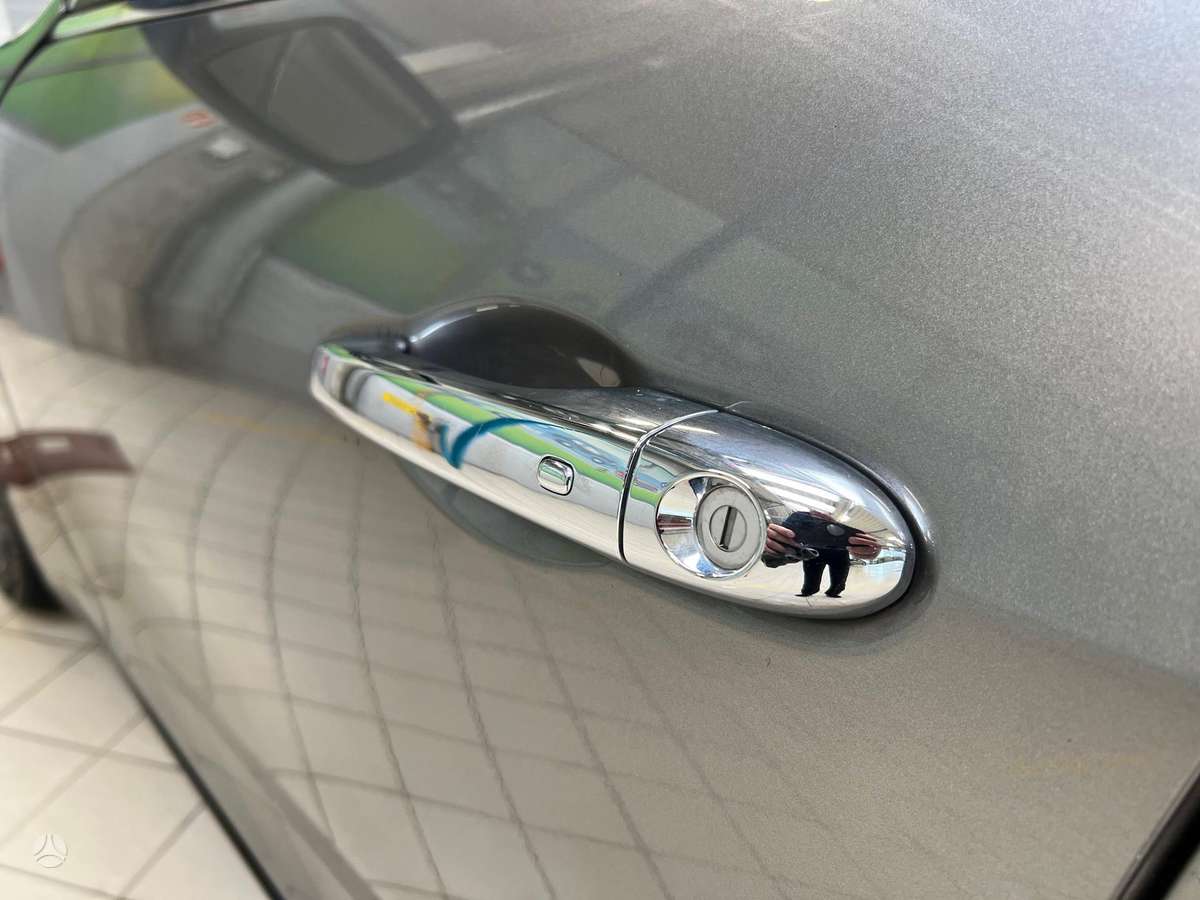 Maserati Ghibli, 3.0 l., Седан