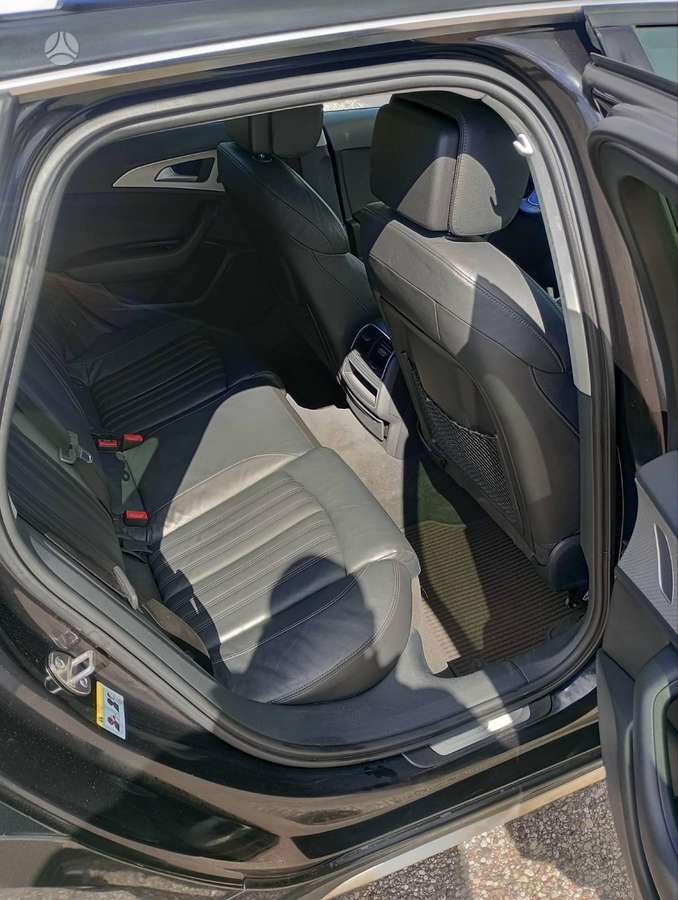 Audi A6 allroad, 3.0 l., Универсал
