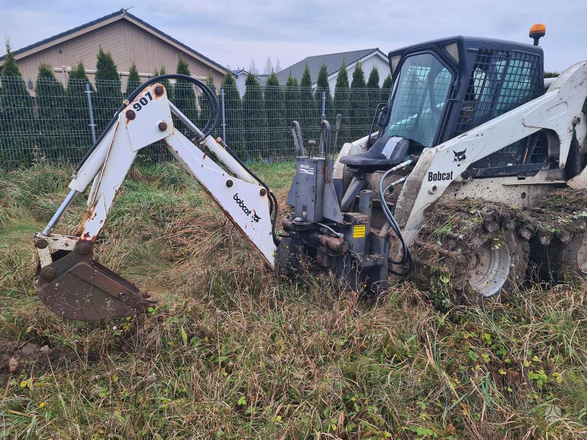 Bobcat 907, mini ekskavatori