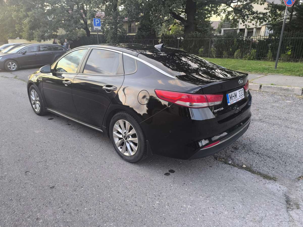 Kia Optima, 1.7 l., Седан