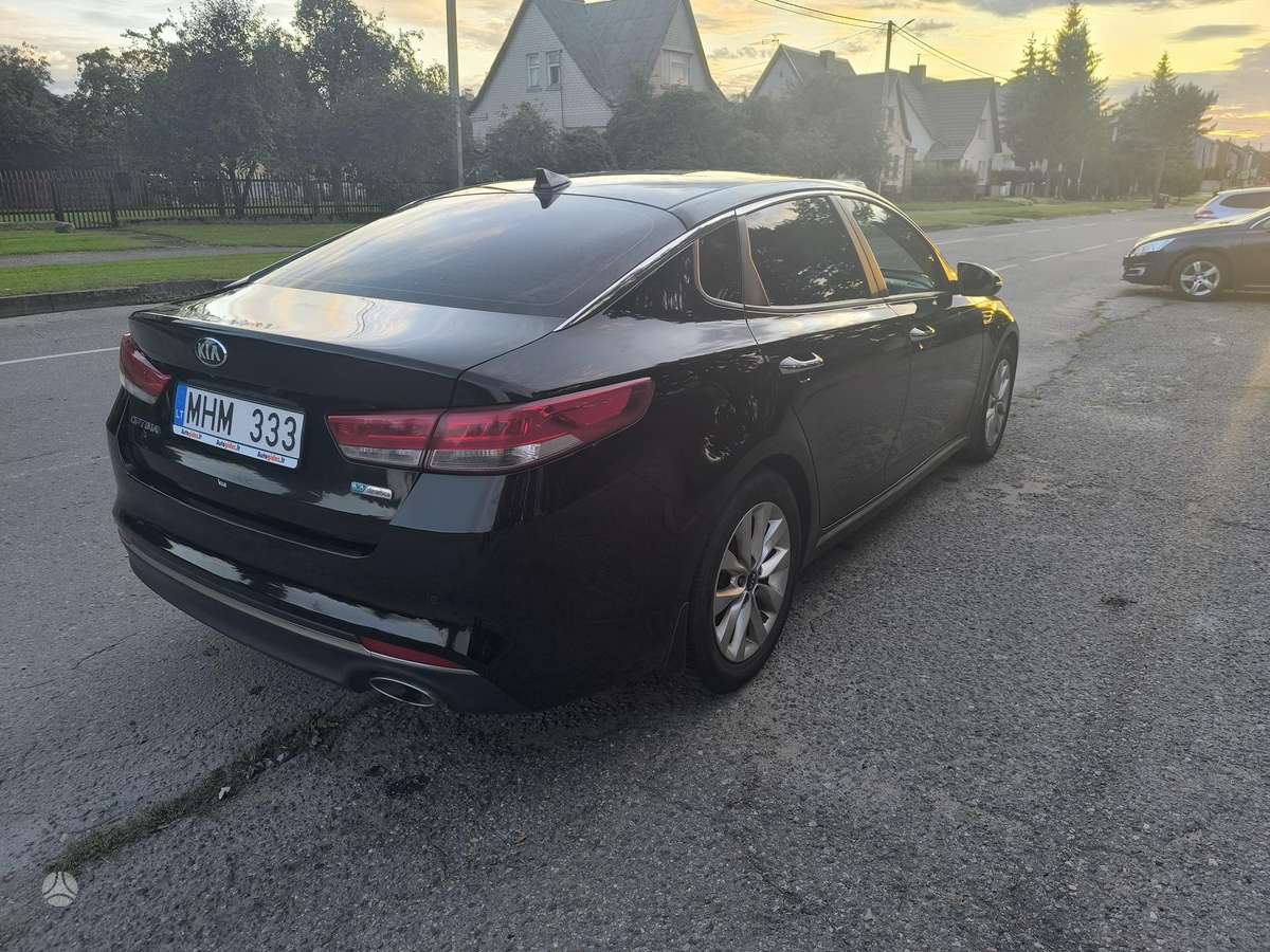 Kia Optima, 1.7 l., Седан
