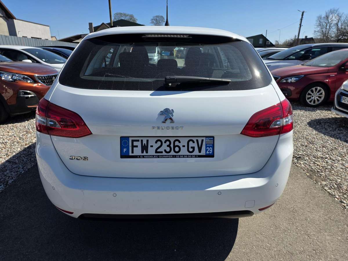 Peugeot 308 - 5