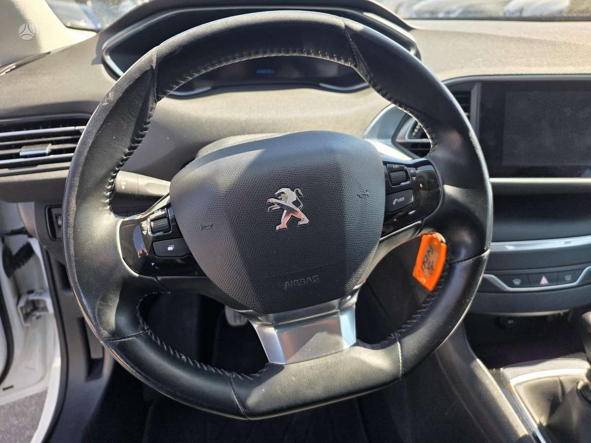 Peugeot 308 - 9