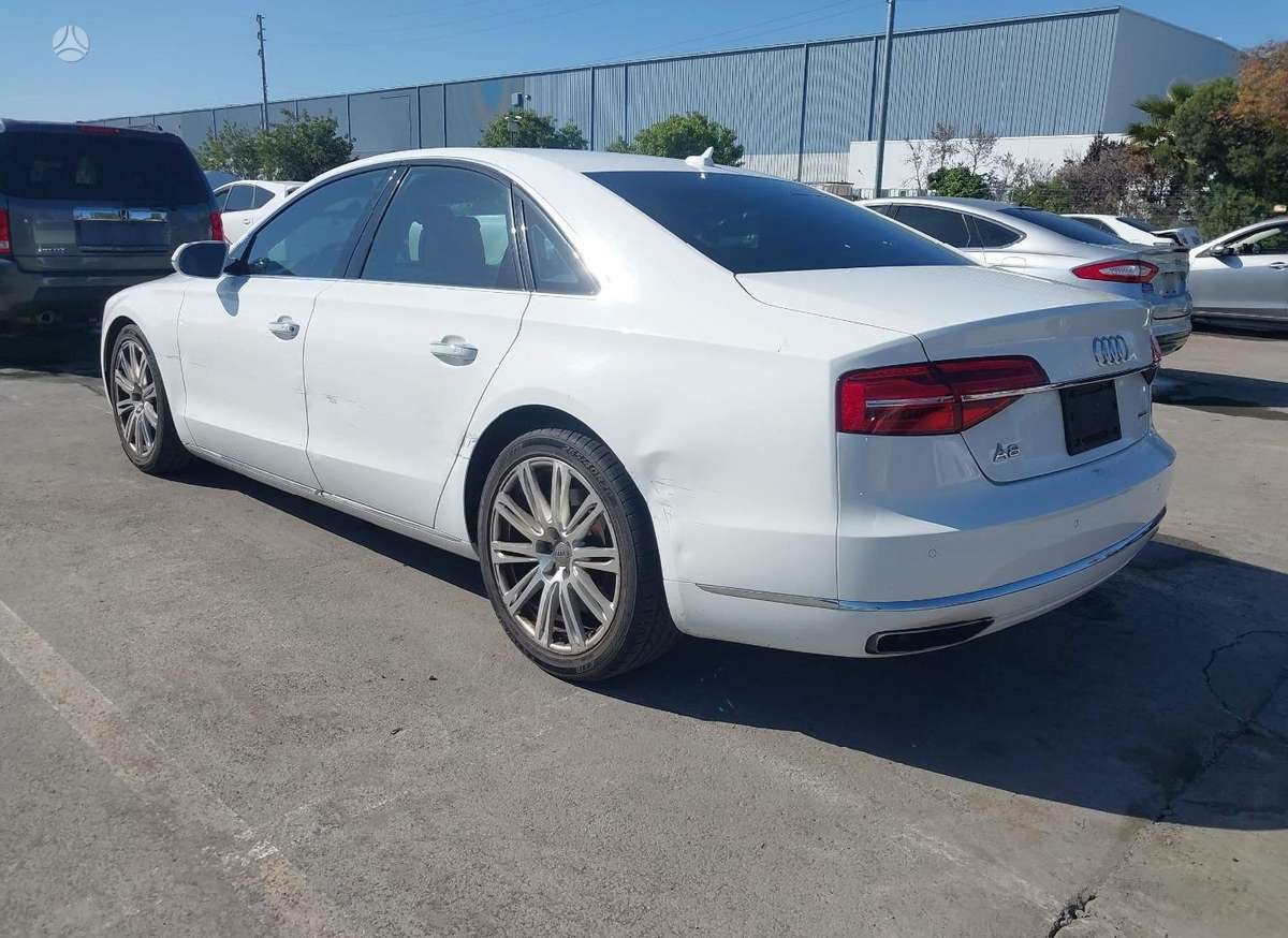 Audi A8, 3.0 l., Седан
