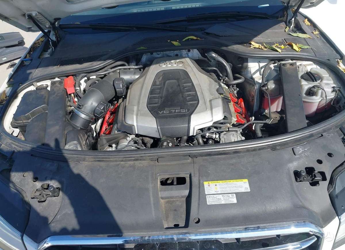 Audi A8, 3.0 l., Седан