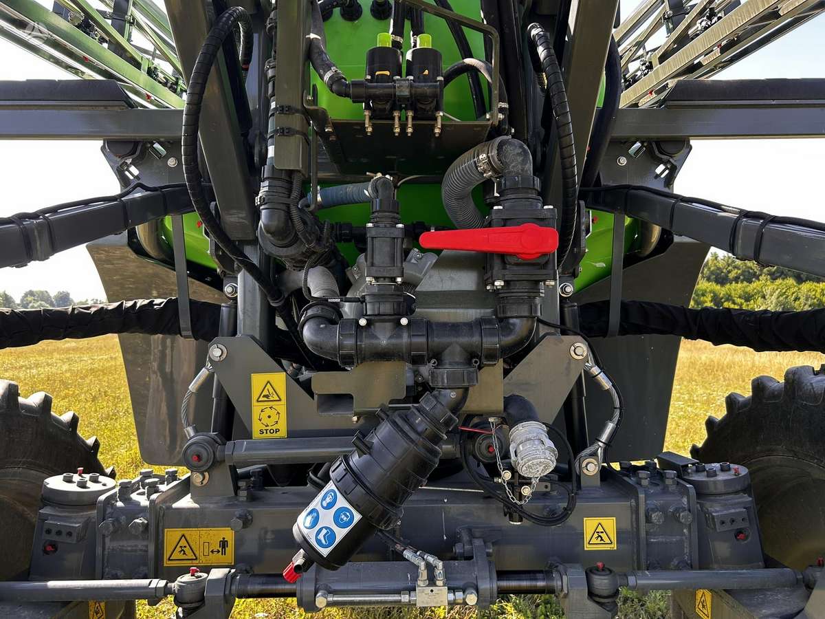 Tecnoma Laser 4224 HVC iTOP-S, self-propelled sprayers