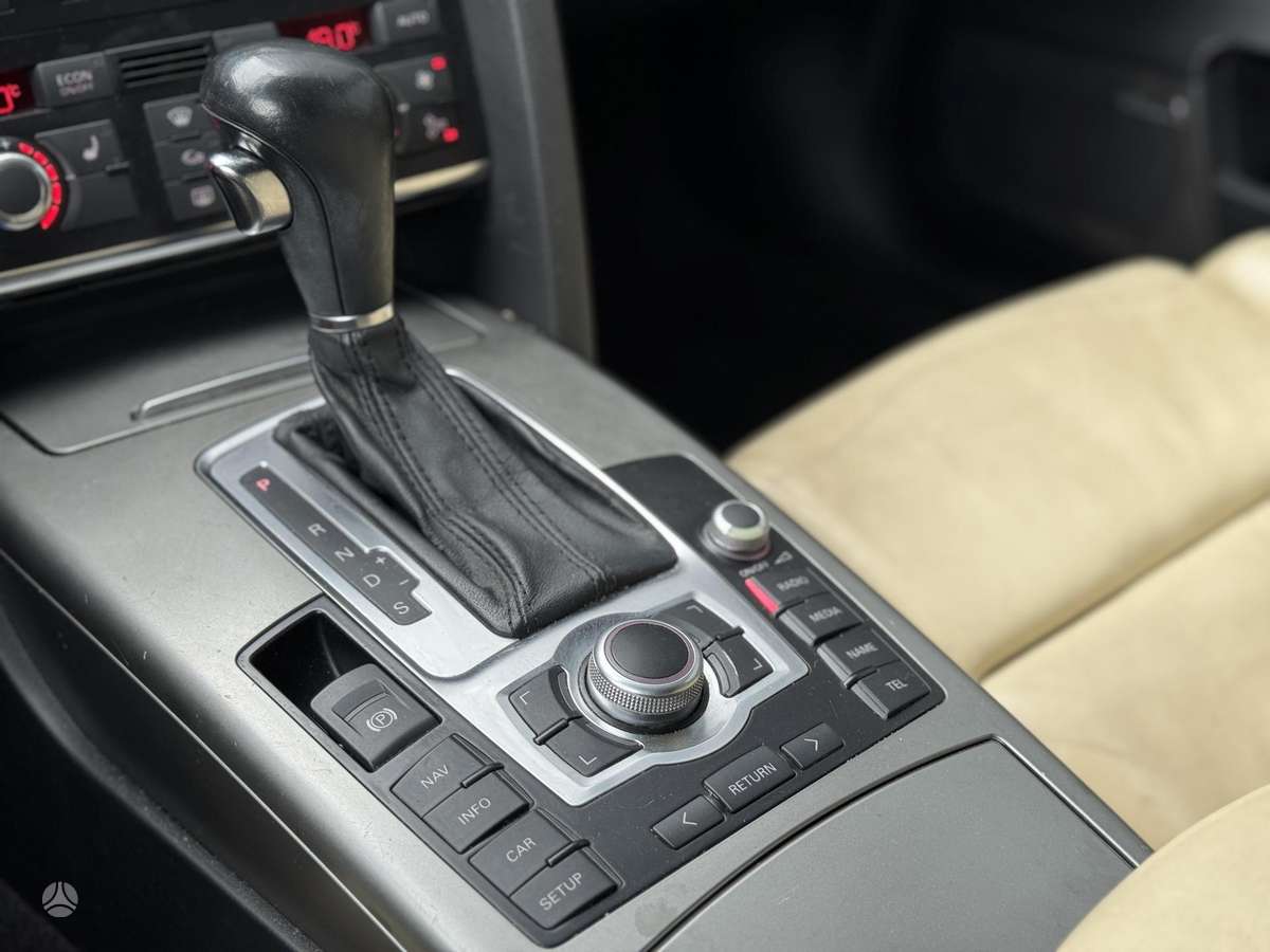 Audi A6, 3.0 l., universalas