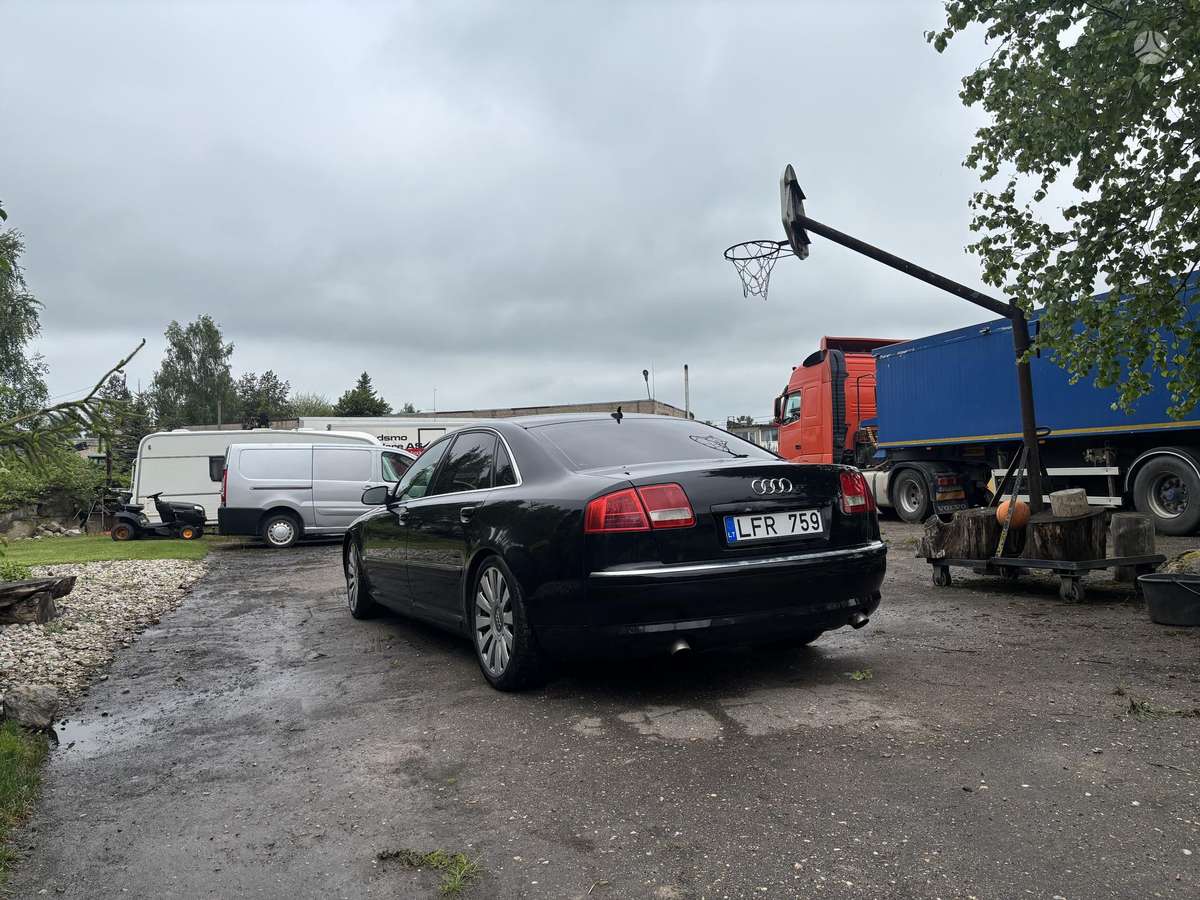 Audi A8 L, 3.0 l., Седан