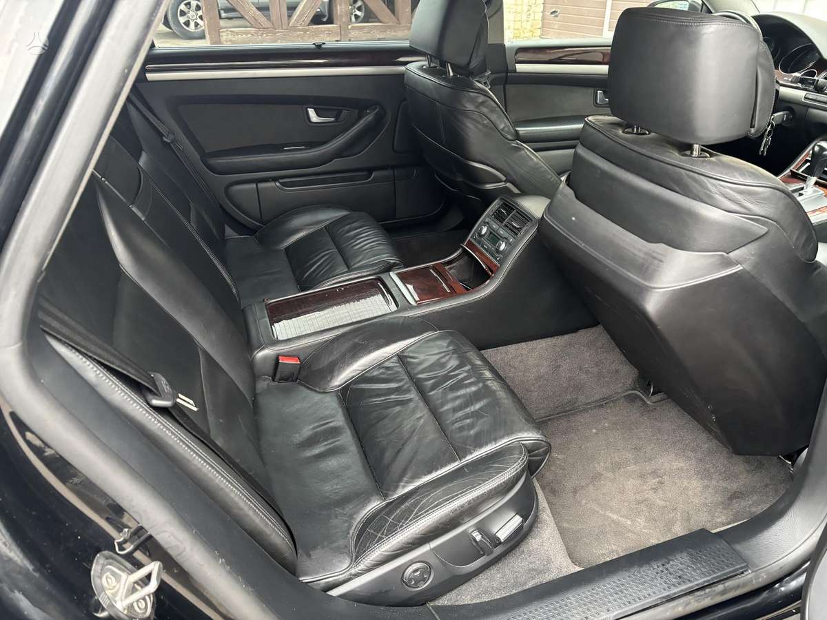 Audi A8 L, 3.0 l., Седан