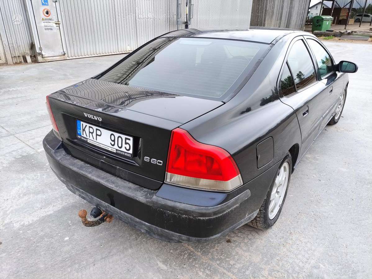 Volvo S60, 2.4 l., Седан