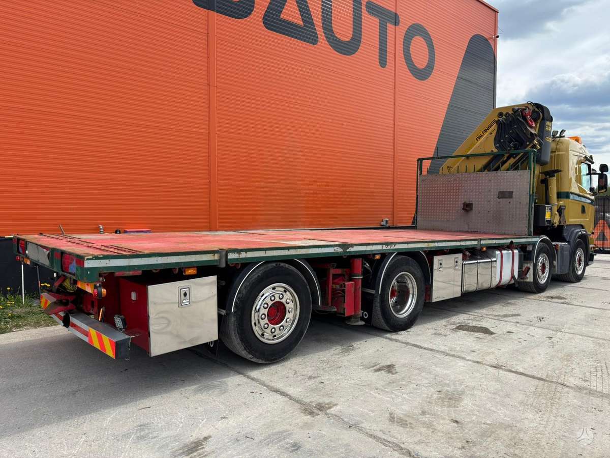 Scania G450, su kranu