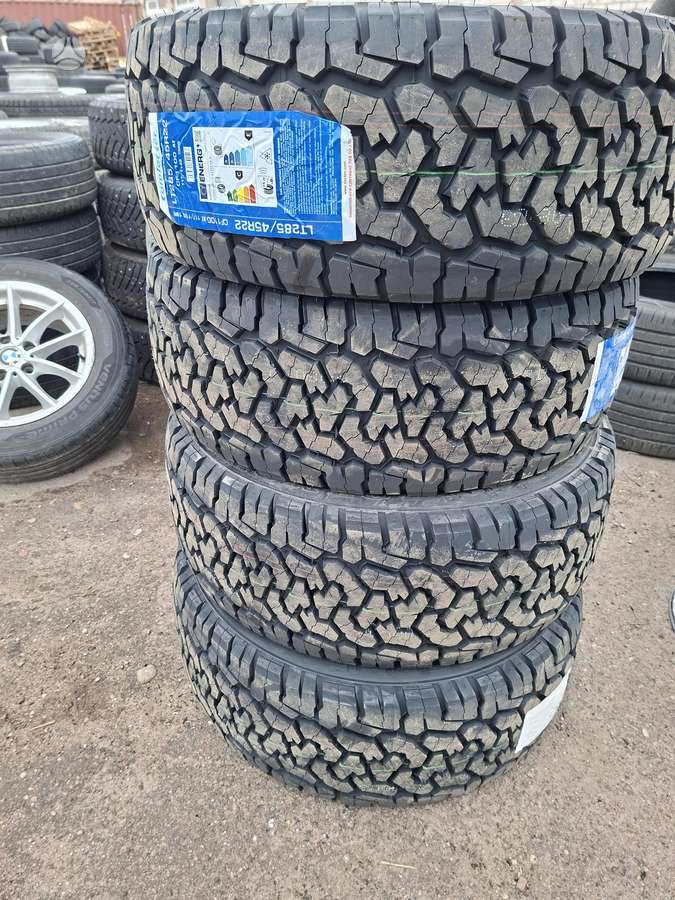 Compass, universalios 285/45 R22