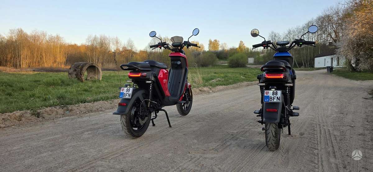 NIU UQi GT, scooters / mopeds
