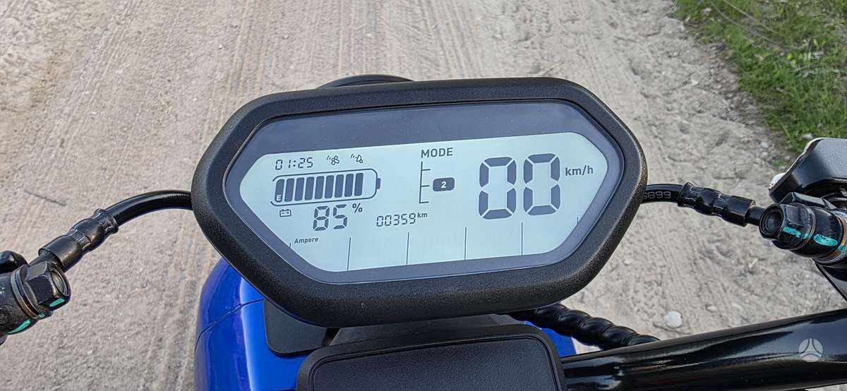 NIU UQi GT, scooters / mopeds
