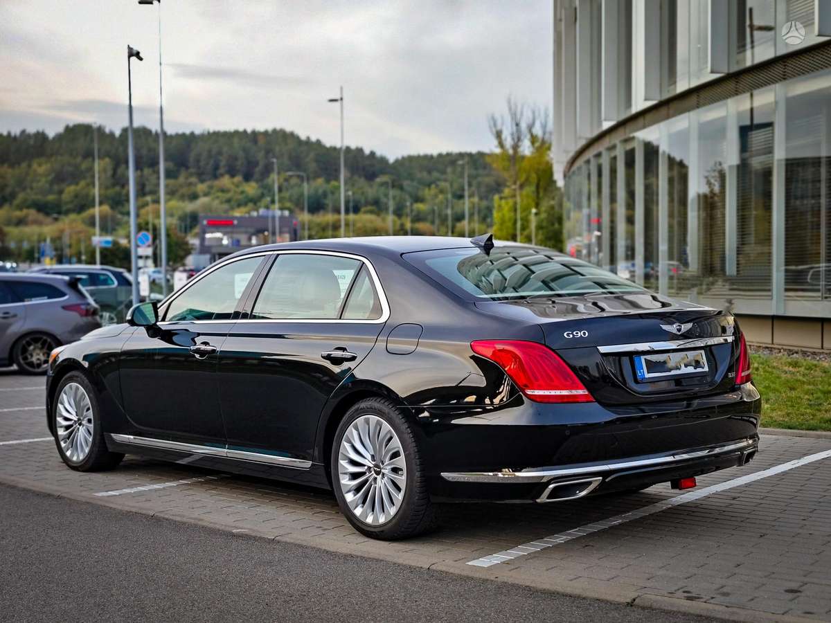 Genesis G90, 3.3 l., Седан