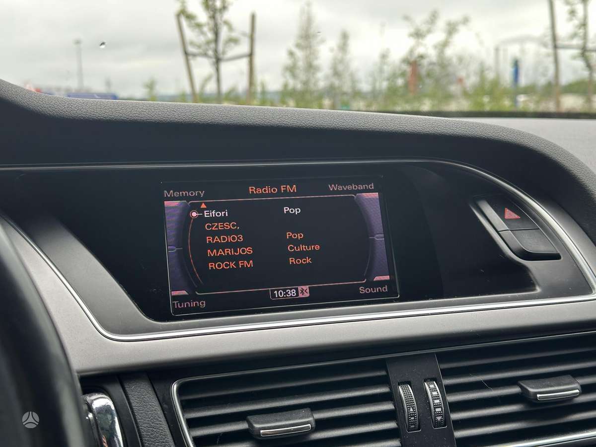Audi A4, 1.8 l., Универсал