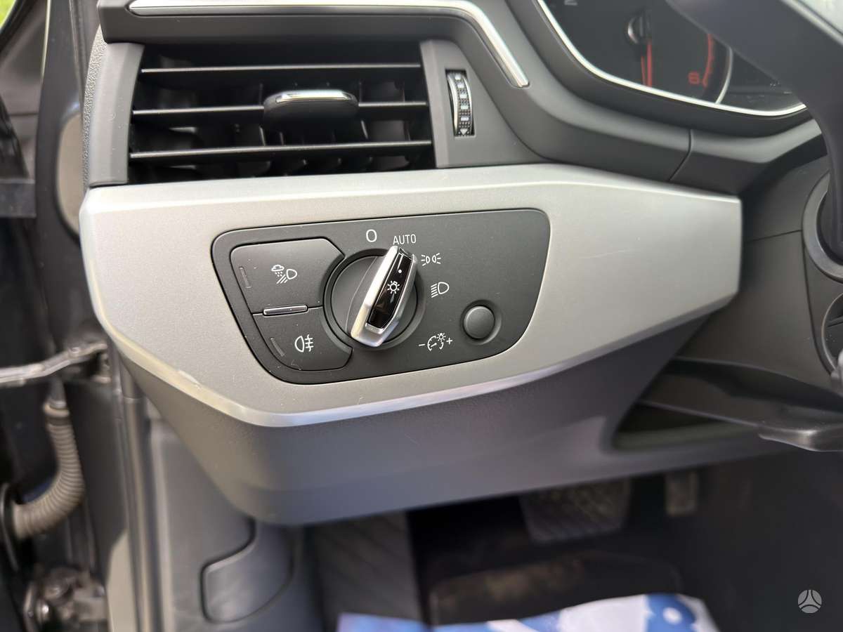 Audi A4, 2.0 l., Универсал