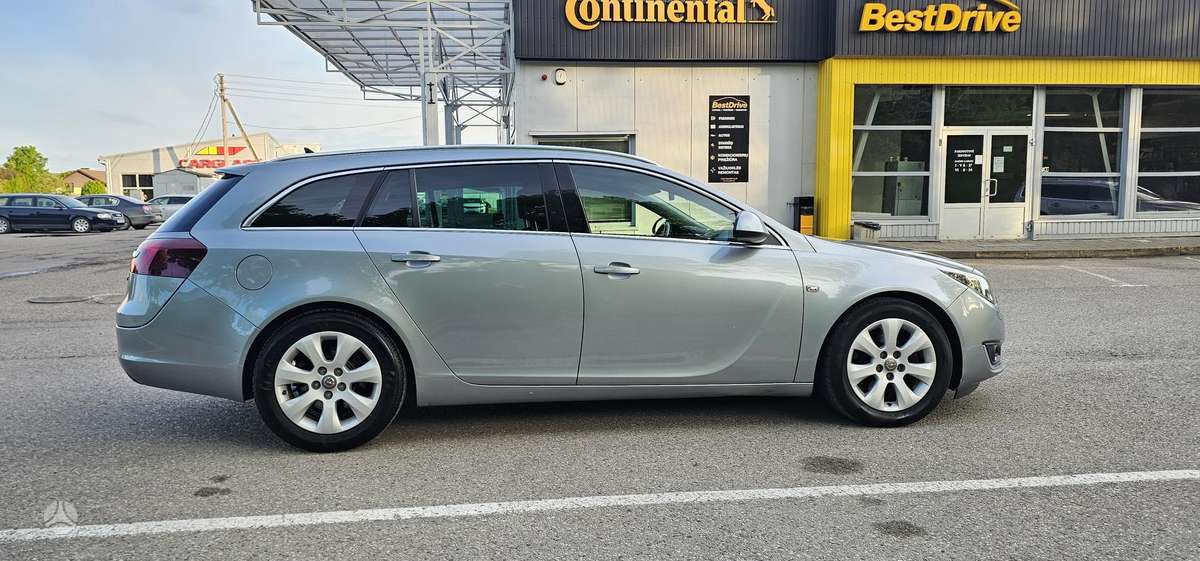 Opel Insignia, 2.0 l., Универсал