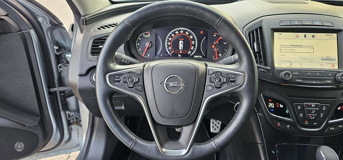 Opel Insignia, 2.0 l., Универсал